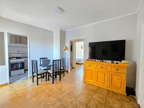 Depto Tipo Casa en Venta de 3 ambientes