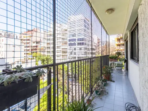 Franklin Delano Roosevelt 2200, Piso 5