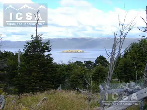 1000 has en el Fin del Mundo, con 4 km de costa sobre el Canal de Beagle
