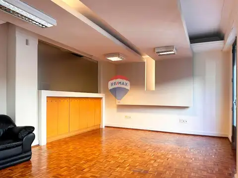 Oficina Monoambiente con 2 baños