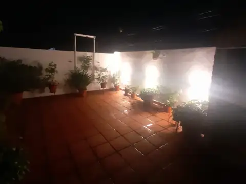 Depto Tipo Casa en Alquiler de 2 dormitorios