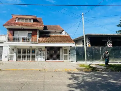 PROPIEDAD IDEAL EMPRENDIMIENTO APTO PROFESIONAL