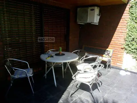 Venta de Casa 4 AMBIENTES en Liniers, Caba