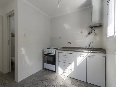 Depto Tipo Casa 2 ambientes con 1 baño