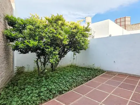 Depto Tipo Casa en Venta en Rosario, USD 53.000