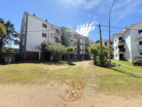 Venta Departamento Pinamar 4 ambientes gas natural Oportunidad