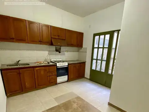 BELGRANO 82 ENTRE 25 DE MAYO Y SAAVEDRA 1 FTE.