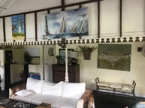 Casa en Martindale C.C. 3 dormitorios, amplio parque de 1900m2