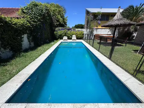 CASA EN VENTA CITY BELL 3 DORMITORIOS APTO BANCO