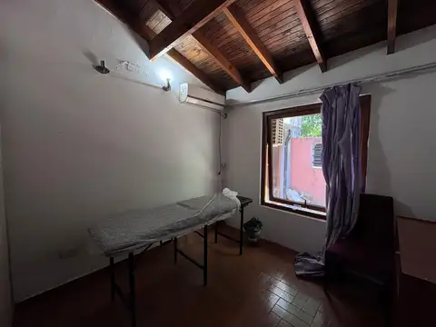 CASA EN VENTA CITY BELL 3 DORMITORIOS APTO BANCO