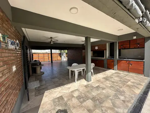 Casa en Venta al Este
