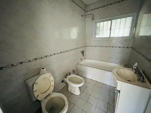 Casa en venta  en Carlos Keen