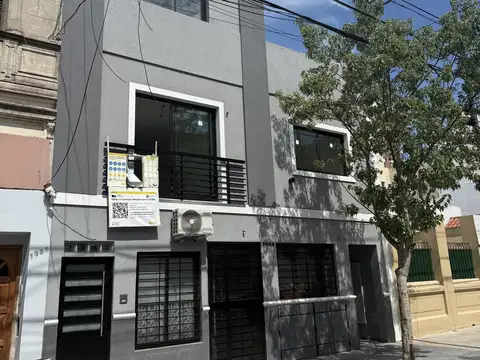 PH MONOAMBIENTE DIVISIBLE CON PATIO