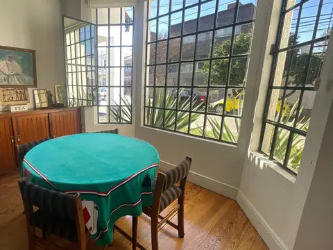 Casa 6 ambientes con 3 baños