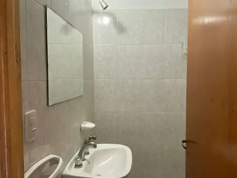 Depto Tipo Casa 3 ambientes con 2 baños