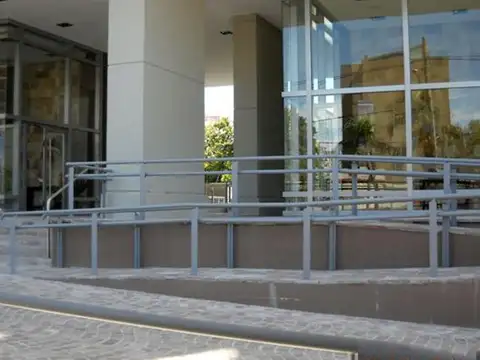 Departamento en Venta en Olivos Vias/Rio, USD 885.000