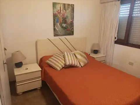 Departamento 5 ambientes con 2 baños