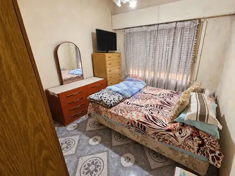 Depto Tipo Casa en Venta 43 años