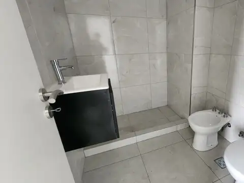 Fischetti 4700, Piso 6
