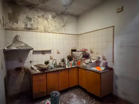 CASA A RECICLAR