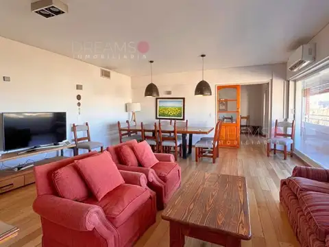 Departamento en Alquiler de 3 dormitorios
