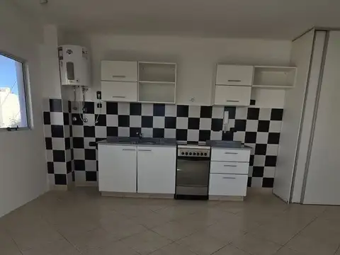 L MEDINA 2000, Piso 4