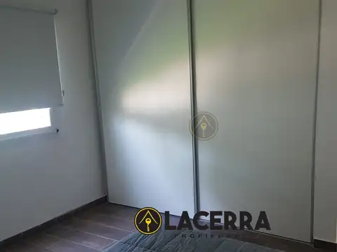 Casa en Alquiler con 1 cochera