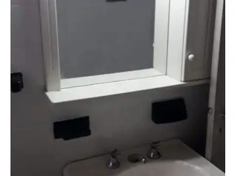 Depto Tipo Casa 2 ambientes con 1 baño