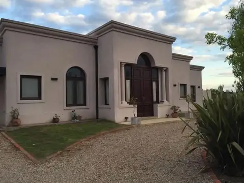 Barrio Cerrado Arroyo Dulce