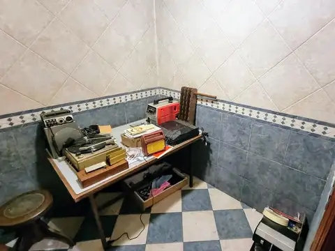 Casa 10 amb - 4 hab y 2 dep - Piscina - Sauna y Ducha Finlandesa - Garaje p 4 autos - Quincho -