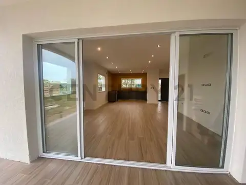 Casa en Venta en Pilar Del Este, USD 200.000