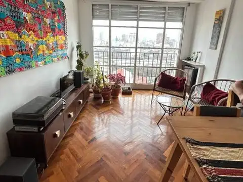 Venta 3 Ambientes Piso Alto, Luminoso y Vista Abierta