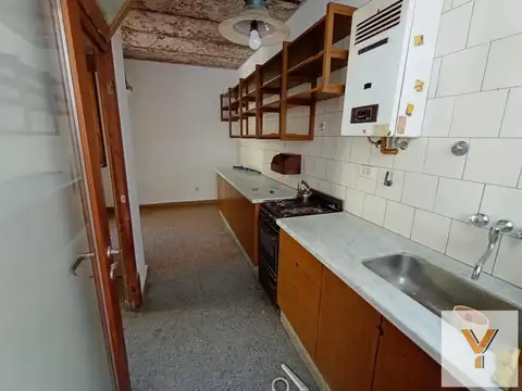 Depto Tipo Casa en Venta 70 años