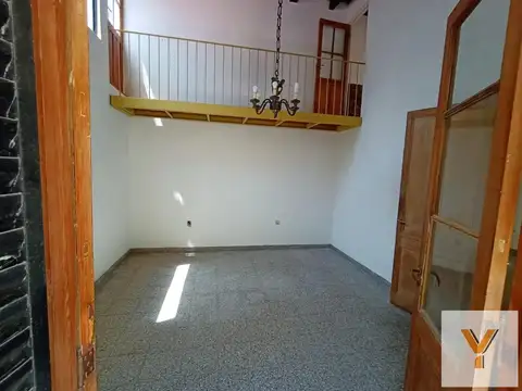 Depto Tipo Casa en Venta de 5 ambientes