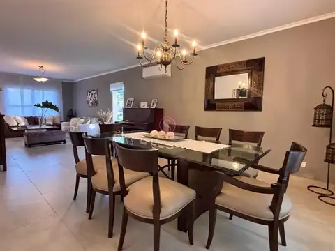 Casa en Venta en La Pradera I, USD 460.000