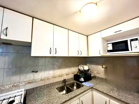 Depto Tipo Casa en Alquiler en Balvanera, $ 1.400.000