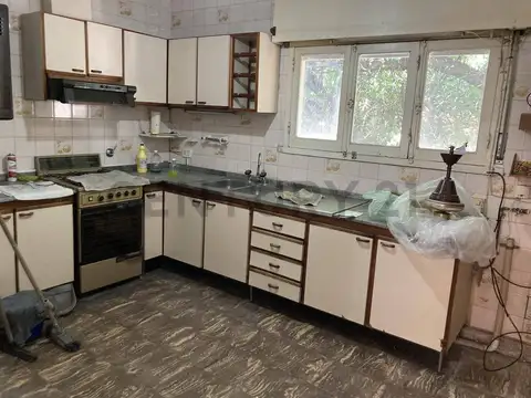 Presidente roca 3000, Piso 0