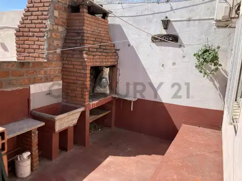 CASA 2 DORMITORIOS PLANTA ALTA