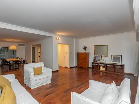Dúplex 5 amb en Isla de Recoleta | 213 m² | cochera