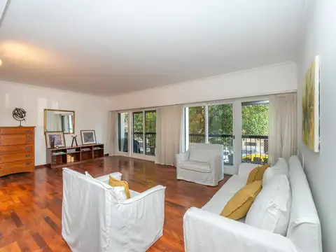 Departamento en Venta de 5 ambientes
