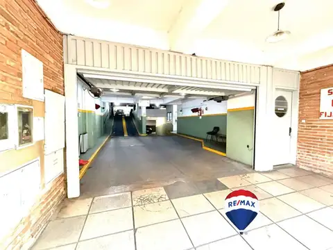 Cochera amplia Amenabar 1500 - OPORTUNIDAD