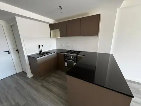 Juan Manuel De Rosas 1437 , Piso 7