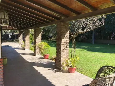 Casa en Venta en Barrio Parque Leloir, USD 550.000