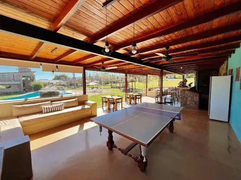 Fondo Comercio en Venta en Los Molinos, USD 1.900.000