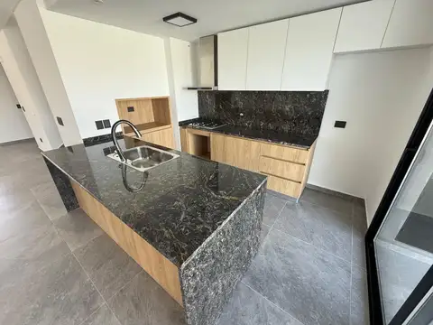 Casa en Venta en La Luisita, USD 297.000