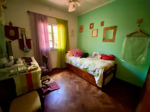 Casa 5 ambientes con 1 baño