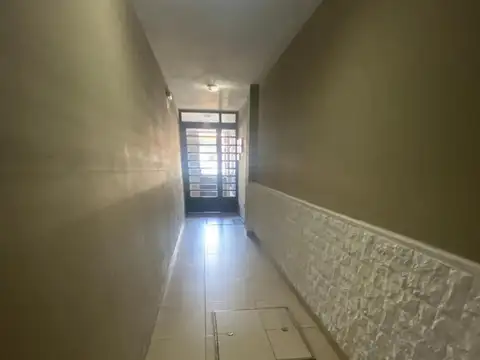 Dpto. dos ambientes, en José C. Paz - sobre Av. Gaspar Campo