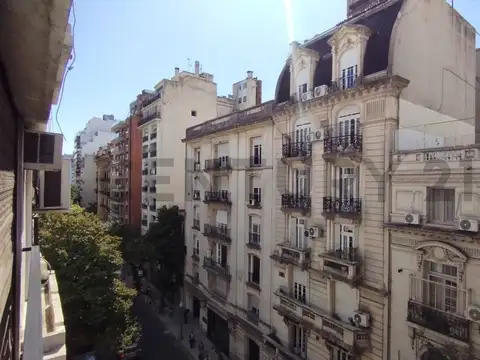 Venta Monoambiente al Frente con Balcón Francés en Retiro ideal Alquiler Tempora