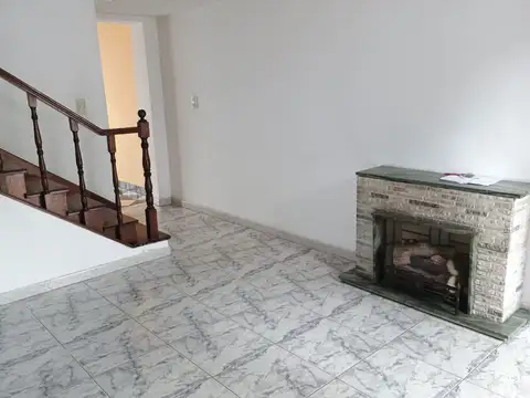 Casa en Alquiler de 3 dormitorios