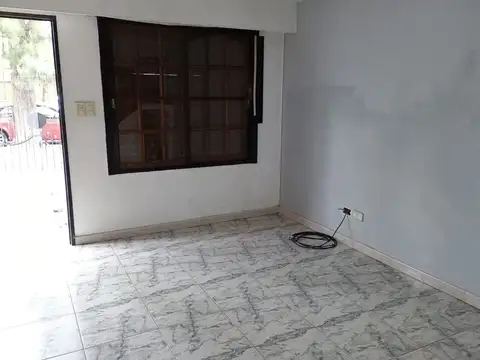 Casa en Alquiler en San Justo, $ 980.000